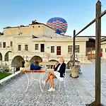 ホテル Jacob's Cave - Cappadocia (adults Only) 2*